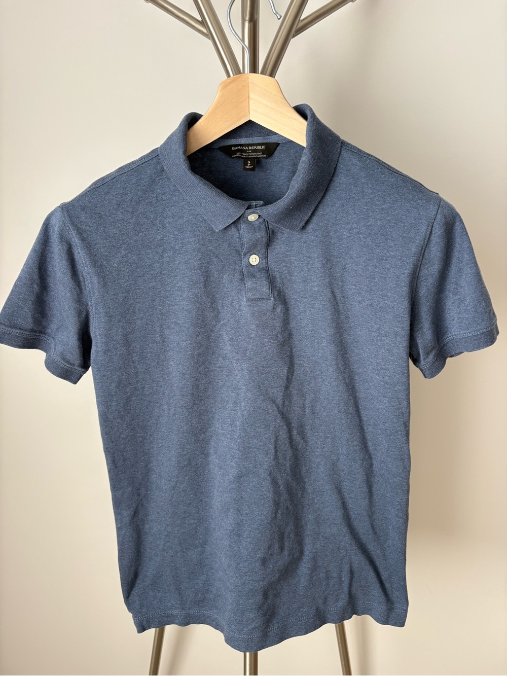 Banana Republic Men's Blue Piqué Polo Shirt